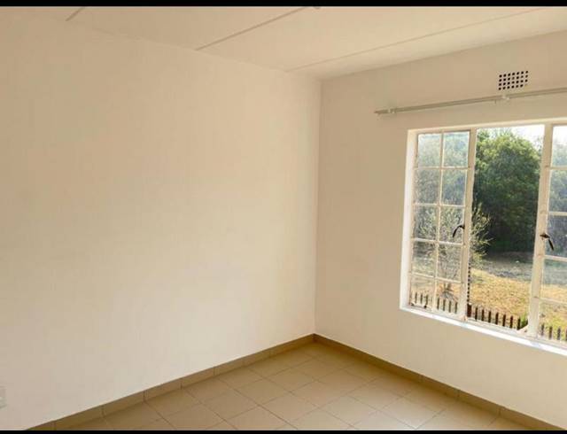 2 BEDROOM PROPERTY TO RENT IN TERENURE